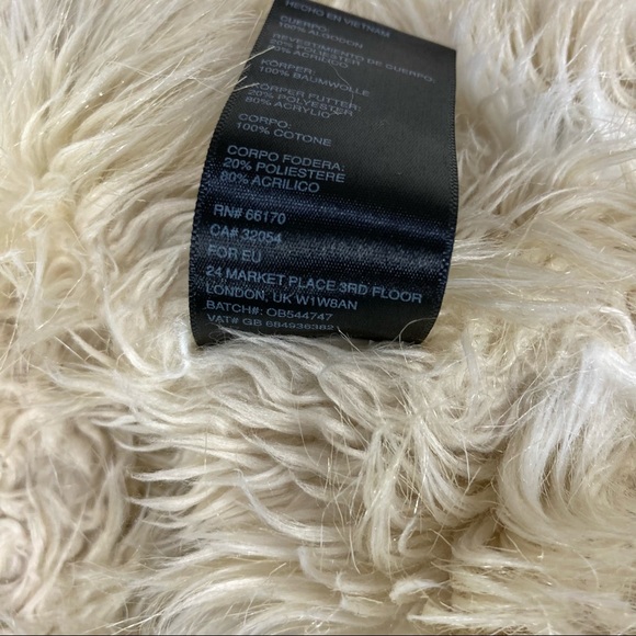 BDG Faux Fur Lined Denim Light Wash Jean Jacket Coat Women's Sz Medium / Large - Picture 5 of 7